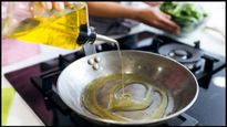 Fake Cooking Oil: கலப்படம் செய்யப்பட்ட போலி சமையல் எண்ணெயை எப்படி கண்டறிவது? இதோ சில டிப்ஸ்...