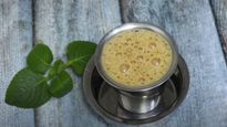 தினமும் வெறும் டீ போடாம.. ஒருடைம் இந்த கற்பூரவள்ளி மசாலா டீ போட்டு குடிங்க.. இதமா இருக்கும்...