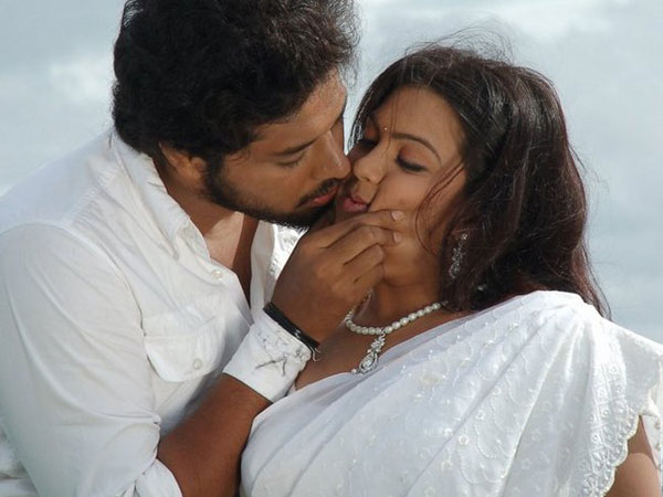 ஆரம்பக் காதல்