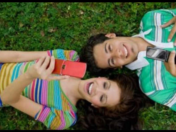 போனில் 38 மணி நேரம் போனில் 38 மணி நேரம்