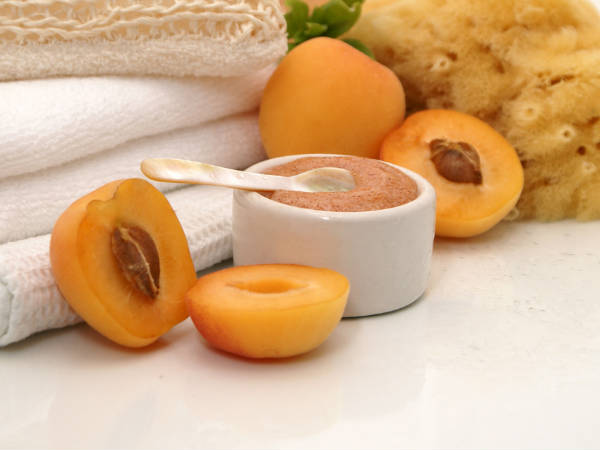 ஆப்ரிக்காட் ஸ்கரப்