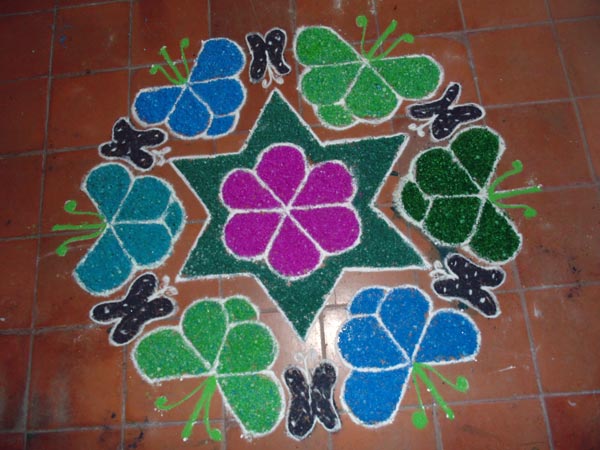 மின்னும் கோலம்