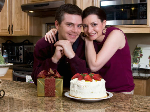 How to Celebrate Your Anniversary at Home How to Celebrate Your Anniversary at Home
