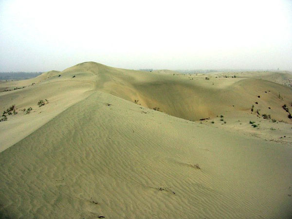 தக்லாமகான் பாலைவனம் (Taklamakan Desert)