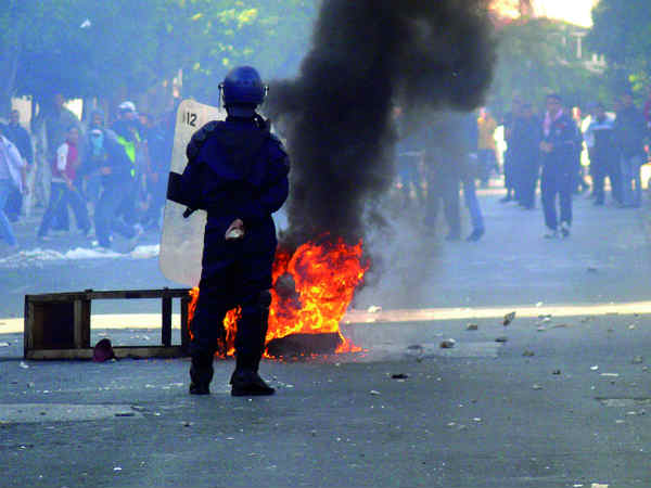 போராட்டம்