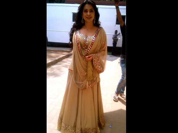 லெஹெங்காவில் ஜூஹி