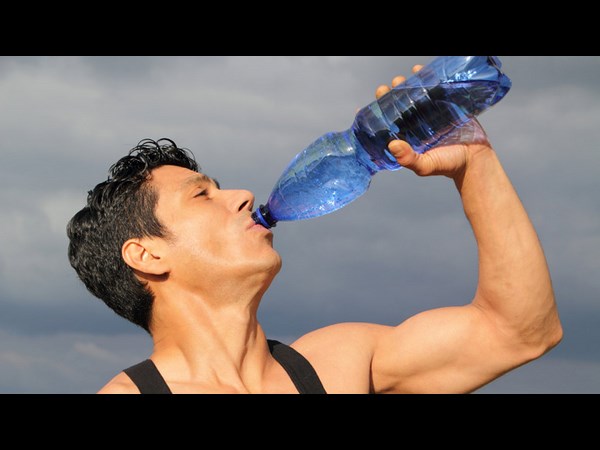 தண்ணீர்