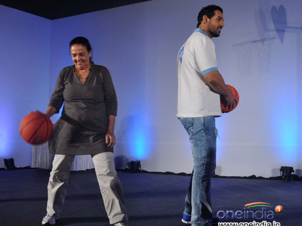 பிடித்தமான விளையாட்டை விளையாடுங்கள்