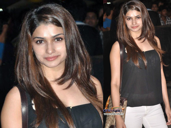 ஷீர் டாப்ஸ்