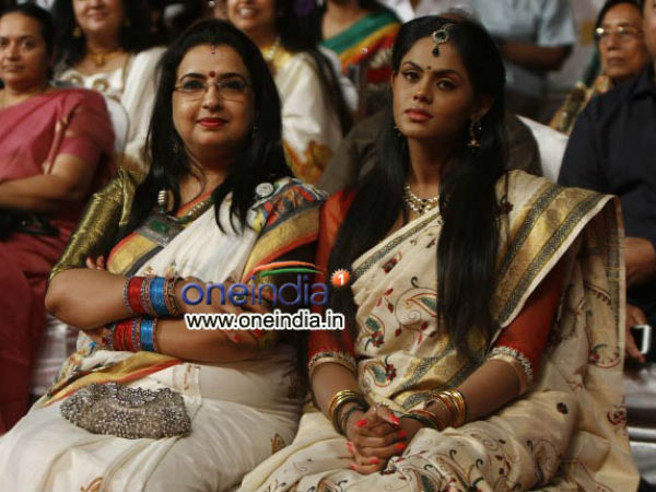 அம்பிகா மற்றும் கார்த்திகா நாயர்