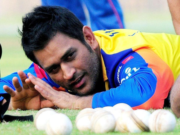 ஷார்ட் பாய் கட் 