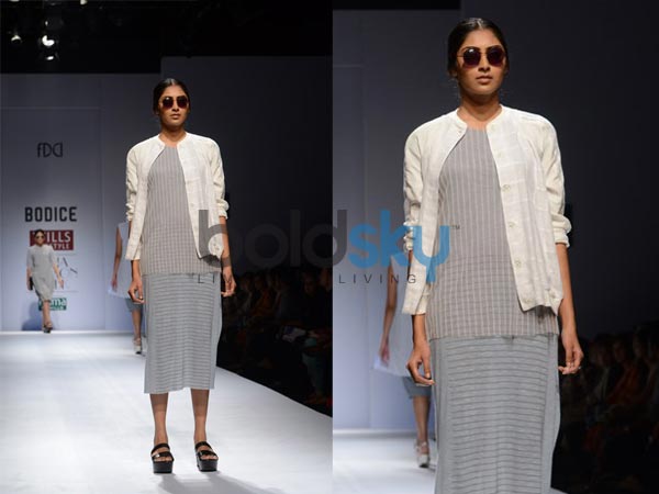 வெள்ளை நிற ஜாக்கெட்