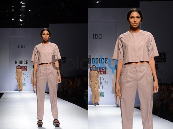 க்ராப் டாப் மற்றும் பேண்ட்