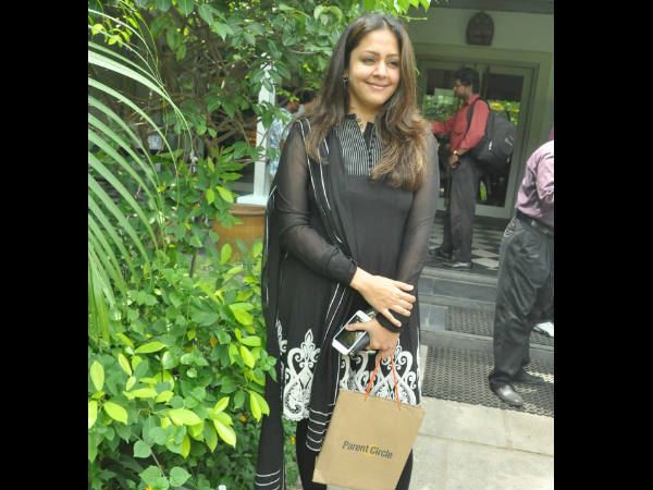 கருப்பு நிற குர்தா