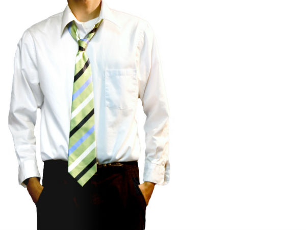 சரியான அளவிலான ஆடைகளை அணியாதது சரியான அளவிலான ஆடைகளை அணியாதது