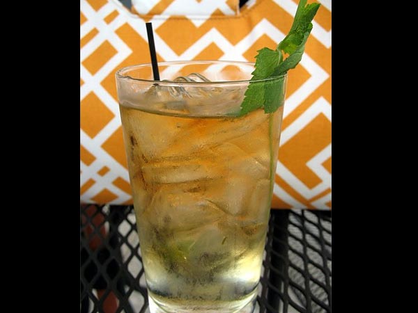 மெகல்லன் ஷாட்ஸ் (Macallan shots) 