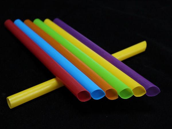 ஸ்ட்ரா பயன்படுத்துங்கள்