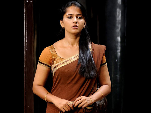 அனுஷ்கா 