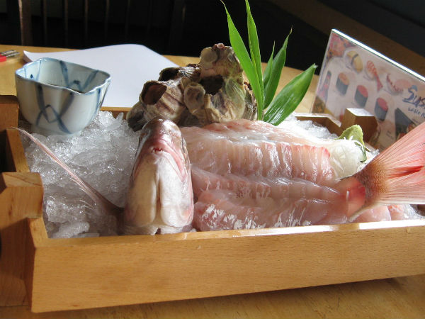 இகிசுகுரி (Ikizukuri)