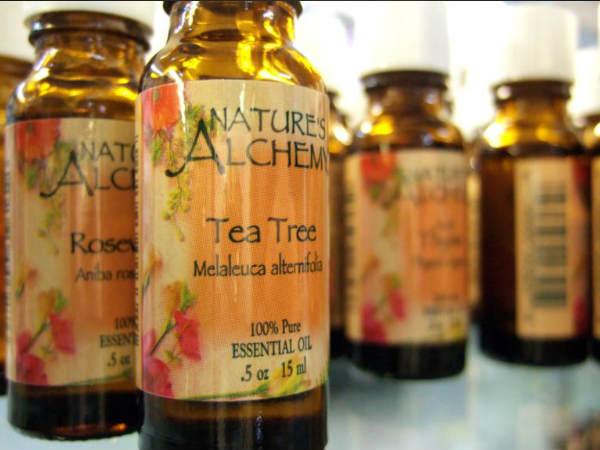 டீ ட்ரீ ஆயில்