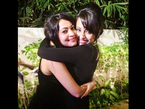 தொகுப்பாளர் ரம்யாவுடன்...