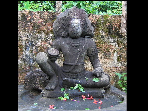 மகிஷி: அரக்கி 