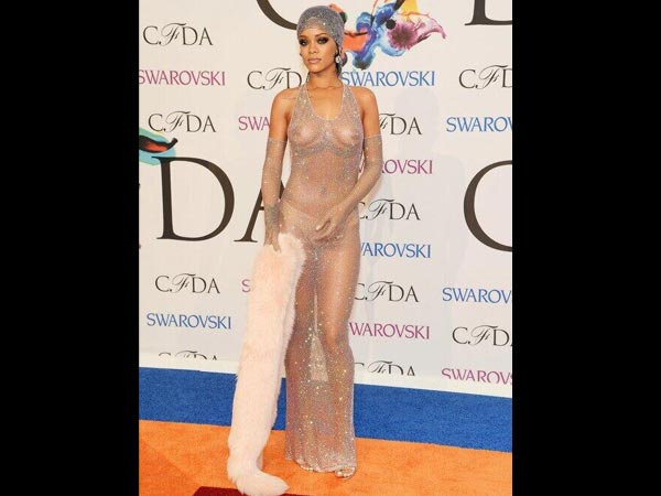 ரிஹானாவின் ஷாலாக இருக்கக்கூடாதா?!