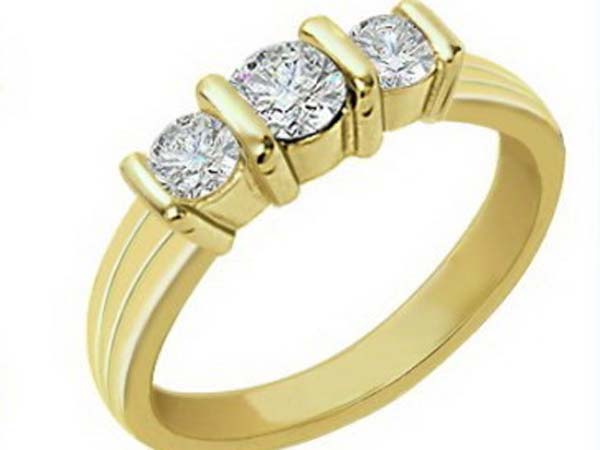 மோதிரத்தை முழுக வைத்தல்