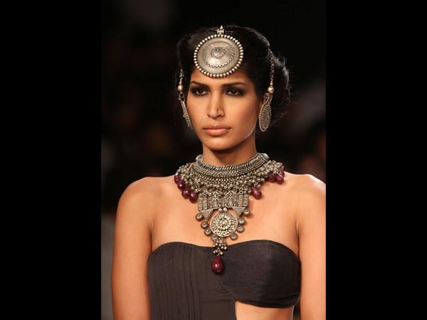 சில்வர் தட்டுக்கள்