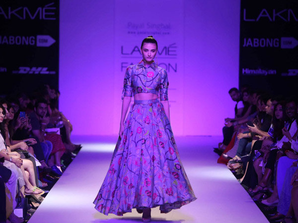 பாயலின் அசத்தலான டிசைன்