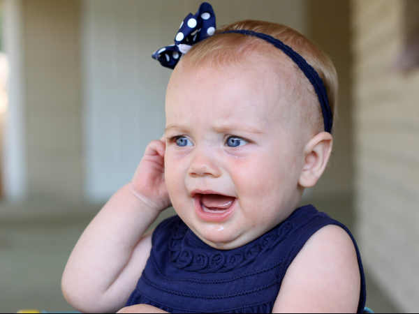 காது தொற்றுக்கு சிகிச்சை அளிக்க தாய்ப்பால்