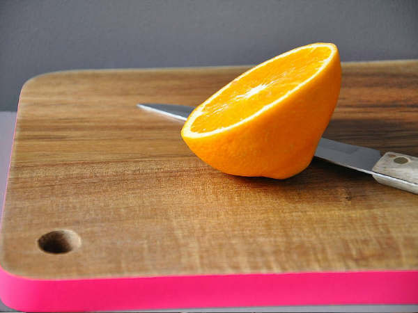 4 Super Tricks To Clean Chopping Boards
