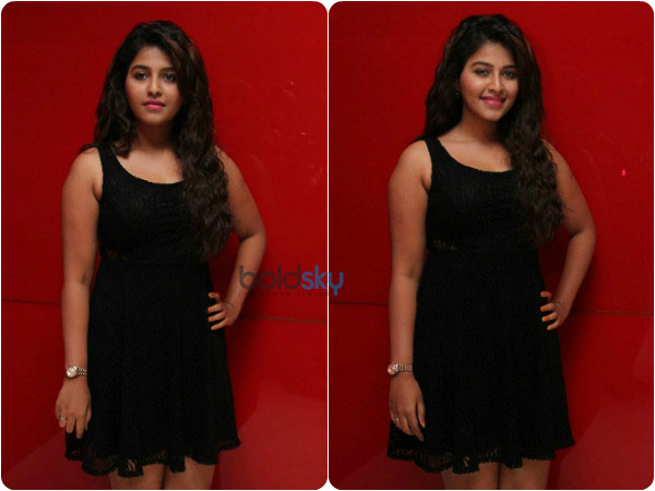 அஞ்சலியின் ஹேர் ஸ்டைல்