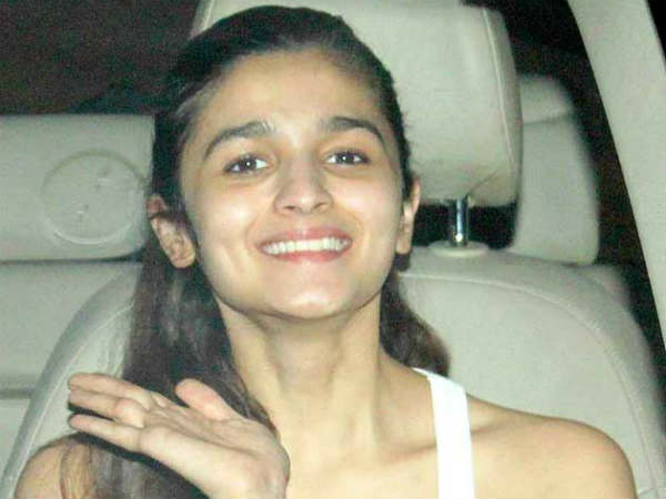 அலியா பட்