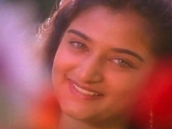 மோகினி மோகினி