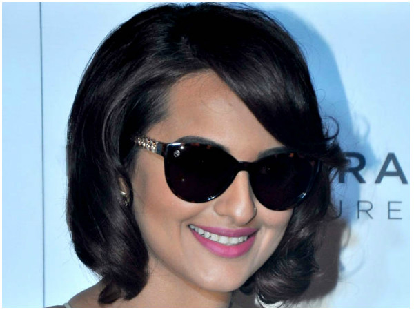 சோனாக்ஷியின் ஹேர் ஸ்டைல்