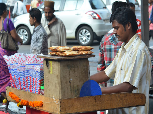சாலையோர உணவுகள் சாலையோர உணவுகள்