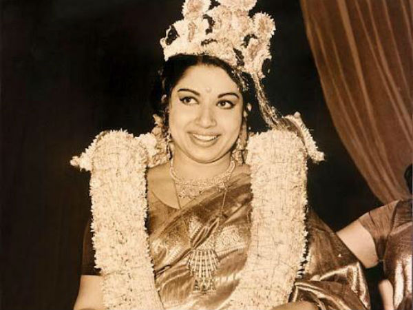 சில்வர் ஜுபிலி நாயகி 