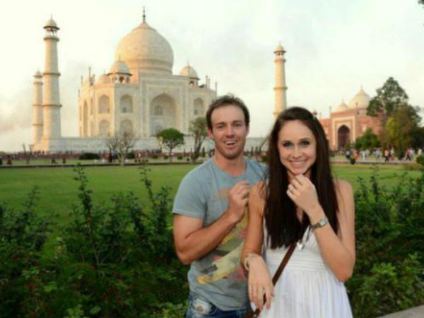 டான்யெலா டி வில்லியர்ஸ் டான்யெலா டி வில்லியர்ஸ்