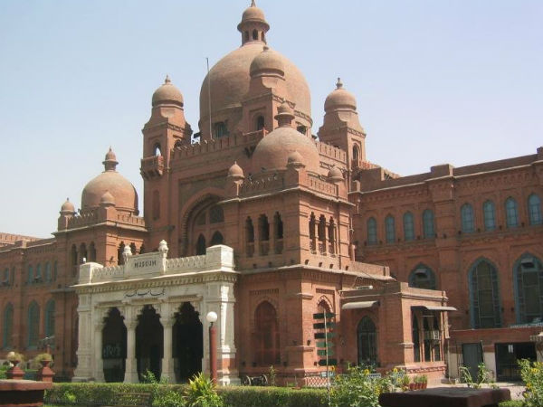 லாகூர் தேசிய கல்லூரி 