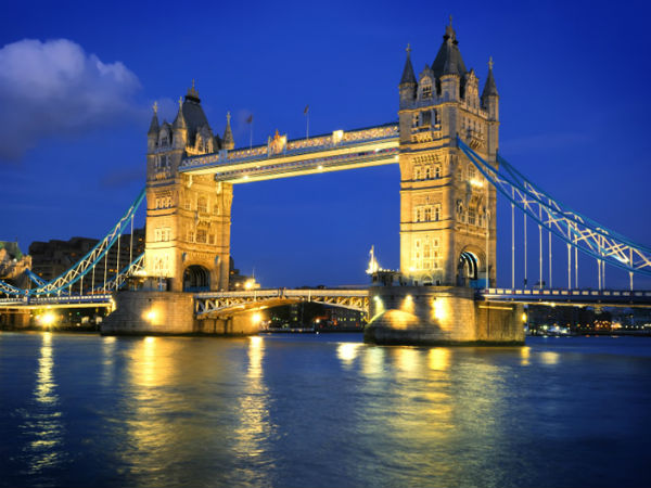 ஐரோப்பாவில் உள்ள மேல்நிலை பள்ளியில் ஐரோப்பாவில் உள்ள மேல்நிலை பள்ளியில்