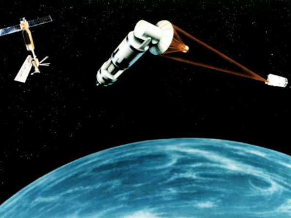 செயற்கை கோள் தாக்குதல்