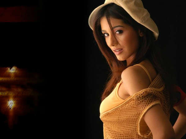 அம்ரிதா அரோரா அம்ரிதா அரோரா