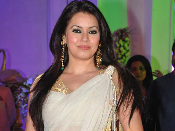 மஹிமா சௌத்ரி மஹிமா சௌத்ரி