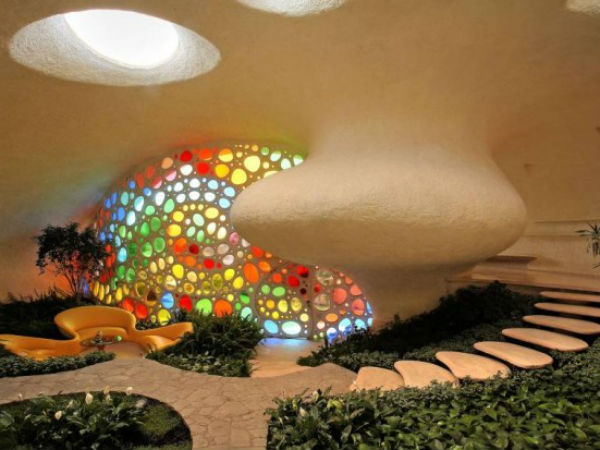 மேலே செல்லும் வழி.. மேலே செல்லும் வழி..