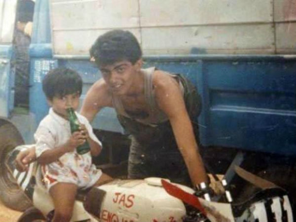 டூ வீலர் மெக்கானிக் டூ வீலர் மெக்கானிக்