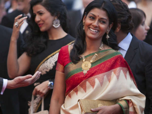 பெரிய பார்டர் கொண்ட புடவை