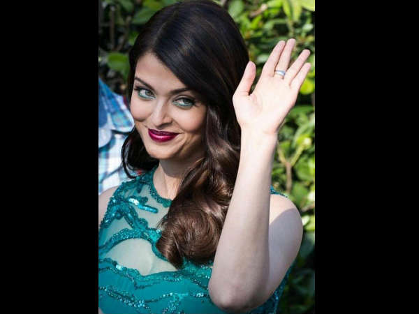 ஐஸ்வர்யாவின் மேக்கப்