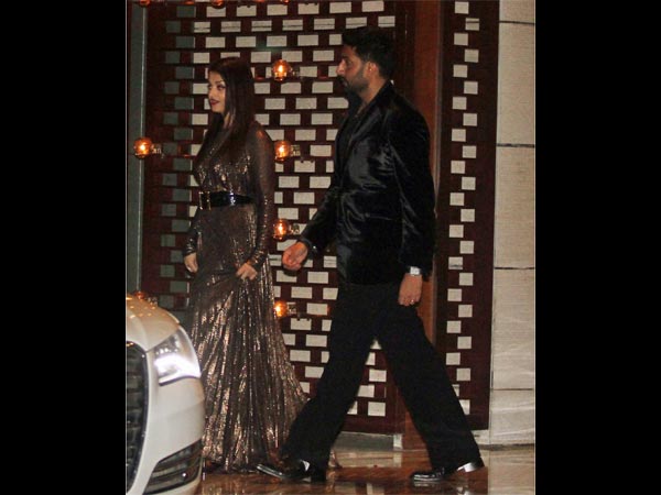 கணவருடன் ஐஸ் கணவருடன் ஐஸ்