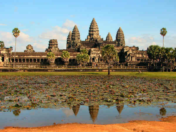 உண்மையான மதில்சுவர் உண்மையான மதில்சுவர்